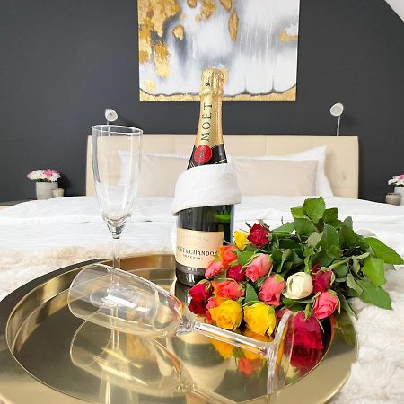 M-Style 04 Apartment Mit Balkon Und Gasgrill, 24H Self-Check-In, Free Parking, Netflix Norymberga Zewnętrze zdjęcie