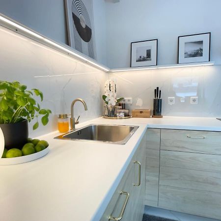 M-Style 04 Apartment Mit Balkon Und Gasgrill, 24H Self-Check-In, Free Parking, Netflix Norymberga Zewnętrze zdjęcie