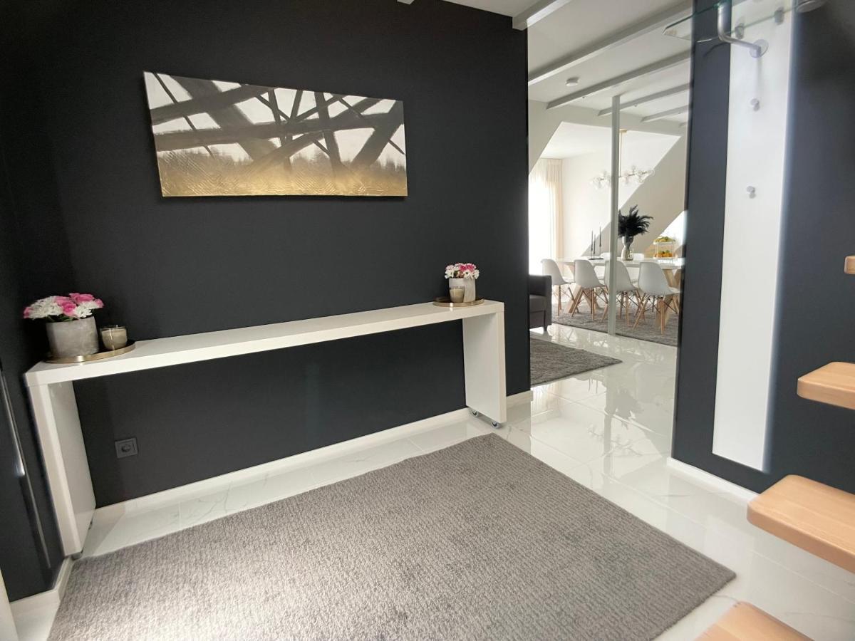 M-Style 04 Apartment Mit Balkon Und Gasgrill, 24H Self-Check-In, Free Parking, Netflix Norymberga Zewnętrze zdjęcie